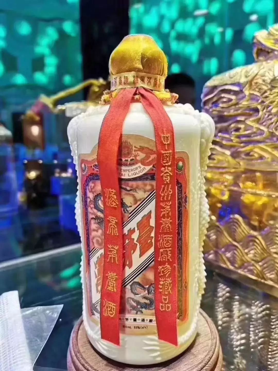 茅台酒介绍和讲解,茅台酒飞天图8个鉴别细节