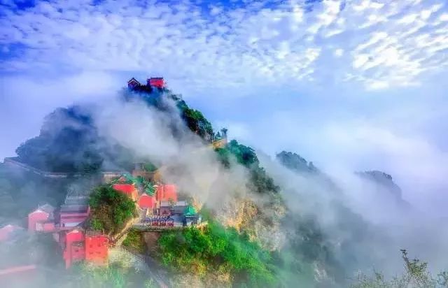 你心中的大山是什么,你心中的十堰是什么样的