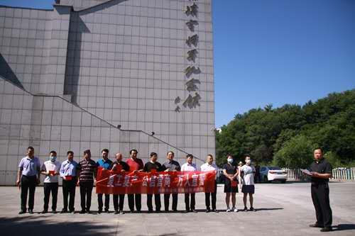 英烈革命精神永传承,致敬英烈红色经典