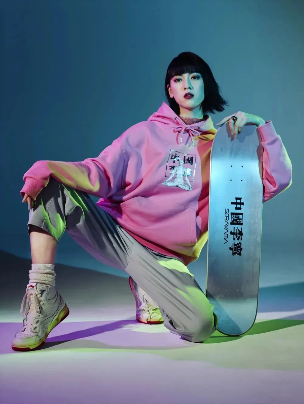 三吉彩花代言衣服,三吉彩花和李宁