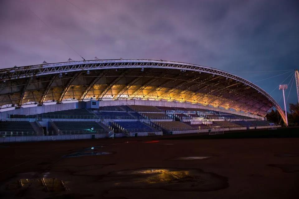 陕西最“豪华”大学之一！坐拥4大“网红”食堂，游泳馆、商业街一应俱全！