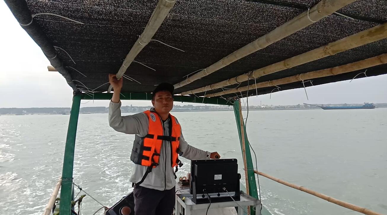 初次出海钓鱼的视频,钓鱼人第一次出海钓鱼