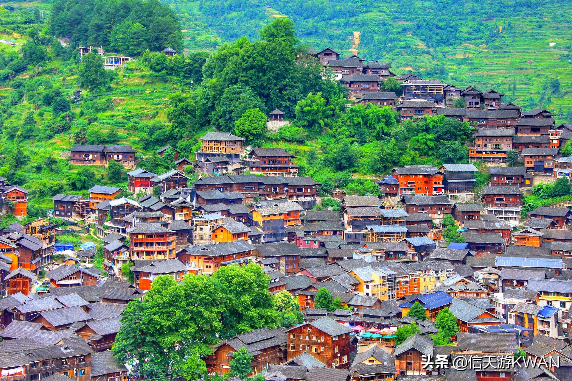 余秋雨关于西江千户苗寨的名句,西江千户苗寨以美丽回答一切