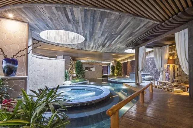 古尔沟温泉小镇,古尔沟温泉小镇值得去吗