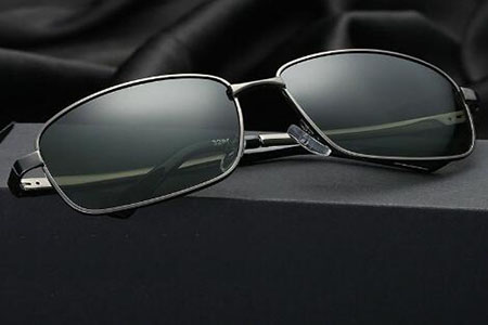 防紫外线太阳镜品牌十大排行榜,便宜的太阳镜对眼睛有什么伤害