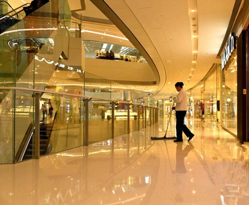 实体商场衰落是电商造成的吗,电商购物对商场有多大冲击