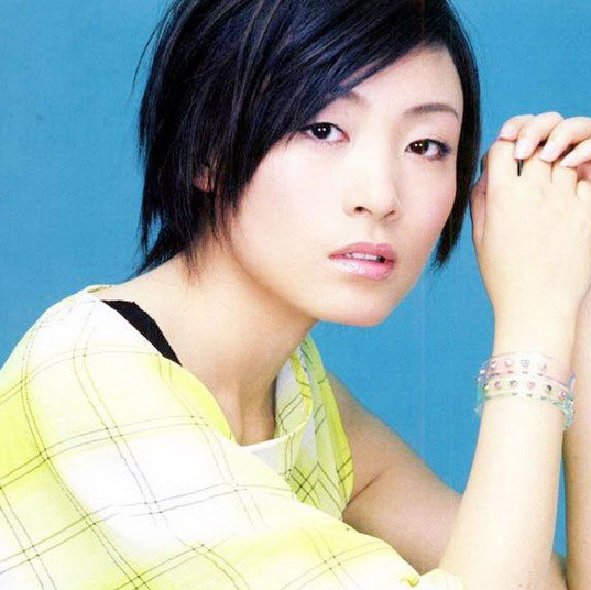 她曾是华语乐坛最具影响力歌手,当今歌坛最有实力的女歌手