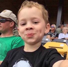 笑疯！这些英文名实在是太匪夷所思了！避雷