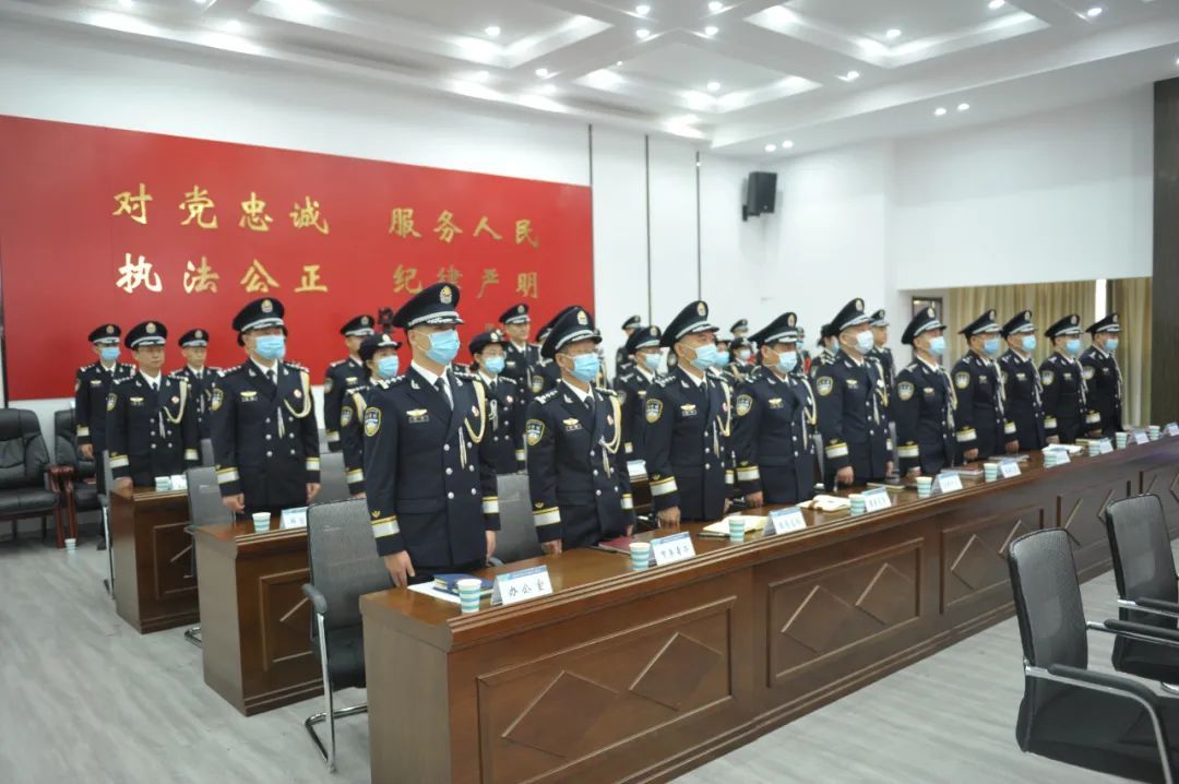 警礼服列装仪式合影,警礼服的列装充分体现了什么