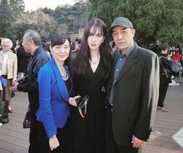 阿的江女儿惊艳全场,阿的江女儿最漂亮的照片