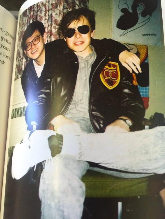 19岁创业成为亿万富翁,19岁少年白手起家成为亿万富翁