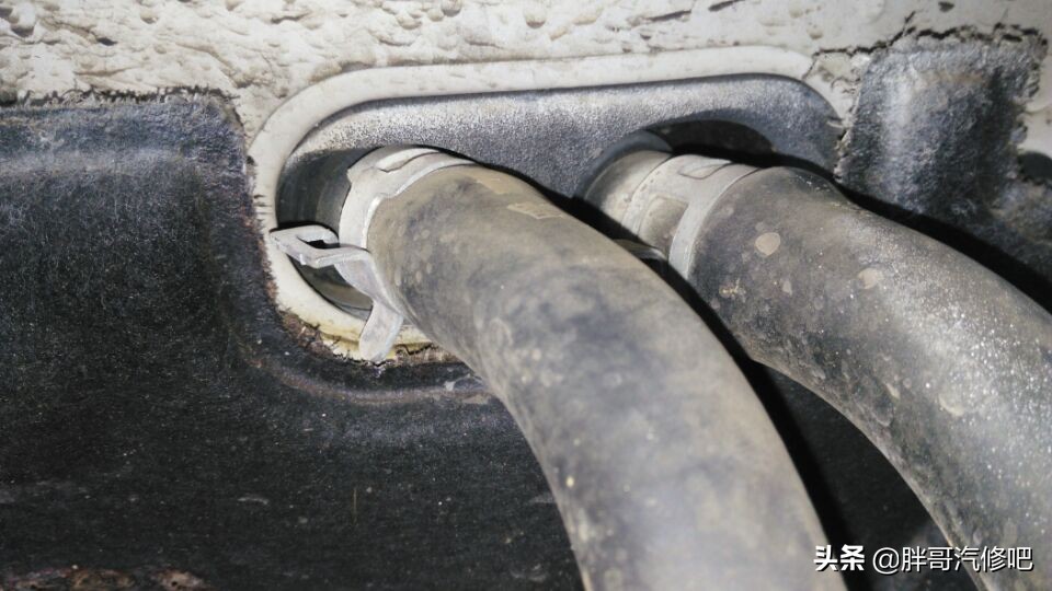 胖哥试车噪音小的车,胖哥现场表现