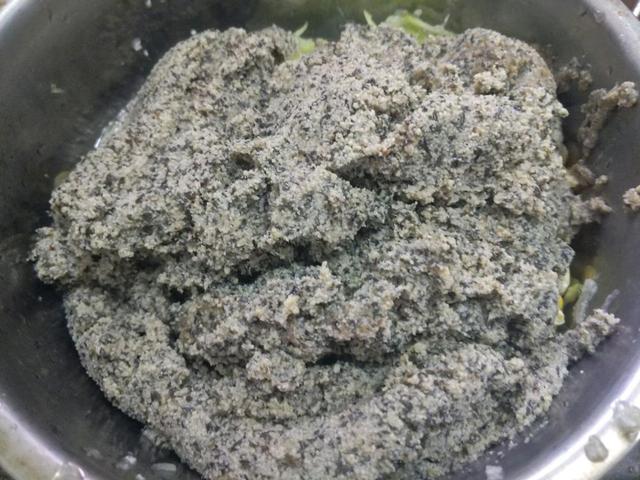 改善白发头，早餐就做这个饼给家人吃，豆渣变美味，做法特简单