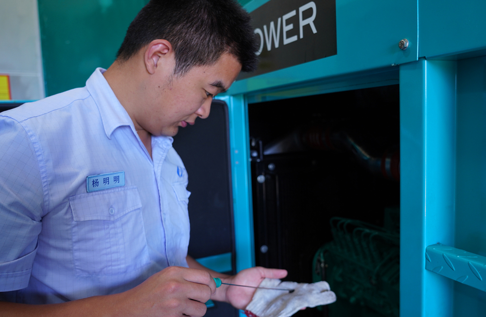 文昌航天发射场杨明明:火箭发射成功背后,是30平米的坚守