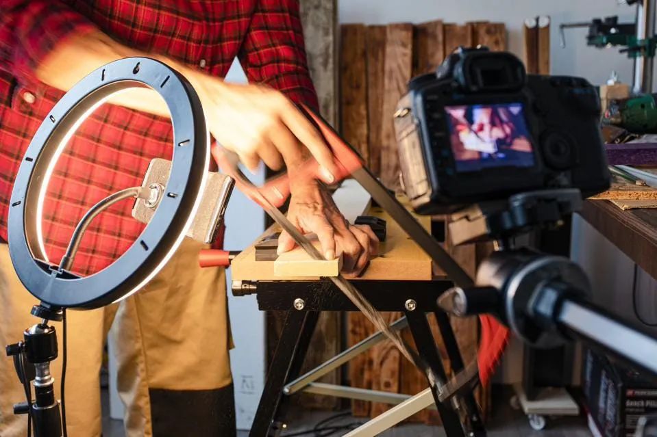 创作者经济：网红请闪开，欢迎来到独立创作者的时代