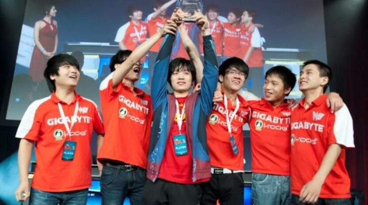 电竞人物志丨WeiXiao：我欲问鼎天下，试问谁与争锋