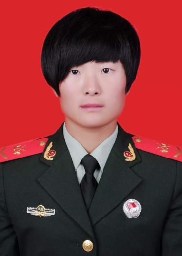 那些“小姐姐”——看过表面的风光，更要读背后的孤独