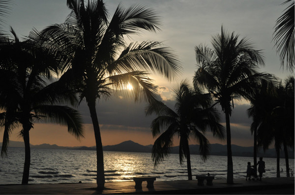 三亚自由行旅游攻略超详细哦,三亚旅游自由行全攻略