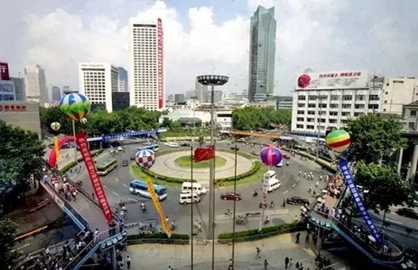 100年南京大桥绘画,南京红色100年