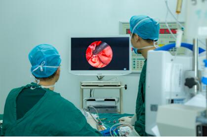 为什么鼻窦炎会前额疼,鼻窦炎会引起头痛牙痛吗