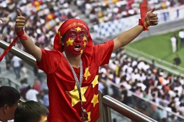 请分析一下中国足球的现状,中国足球差的主要原因