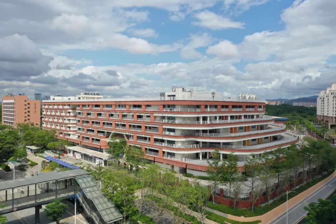 深圳坪山同心源外国语学校,深圳坪山外国语学校图片