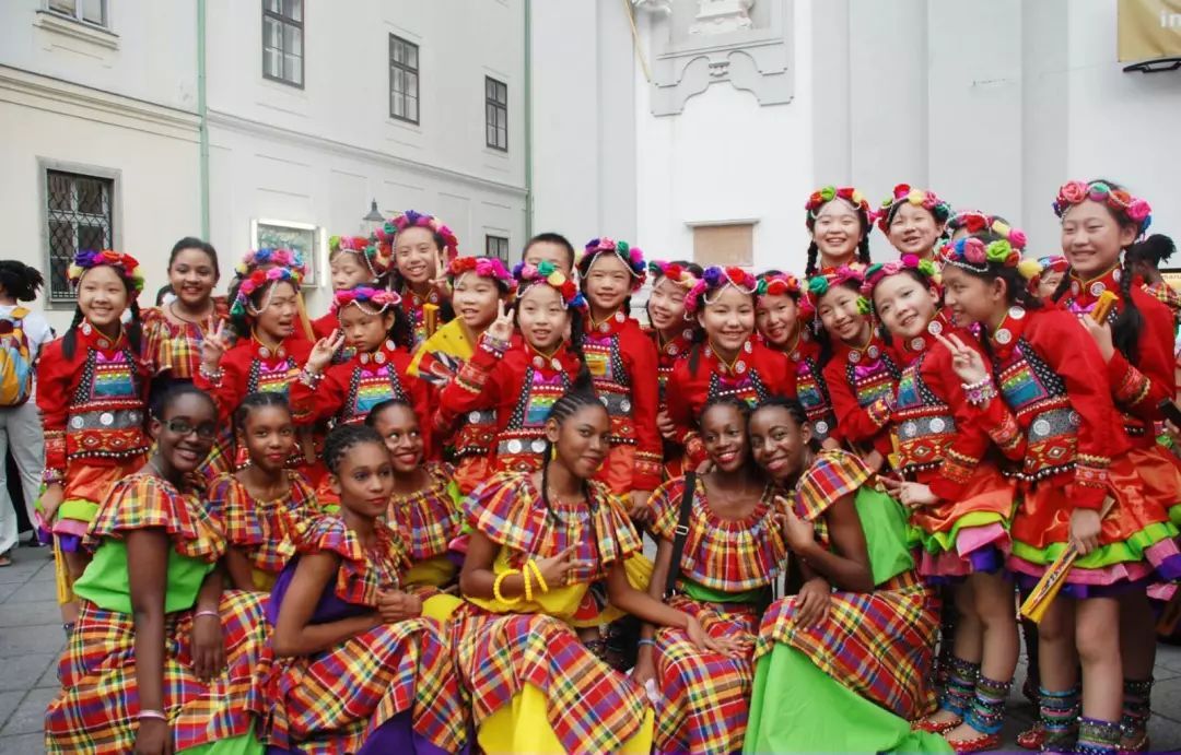 重庆珊瑚小学和树人小学哪个好,重庆珊瑚小学排名第几