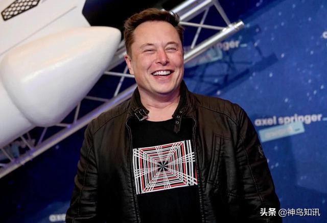 神鸟国际关注|71岁嬉皮富豪抢先首富贝索斯太空“兜风”！“太空游”为何成为富翁们的新宠？