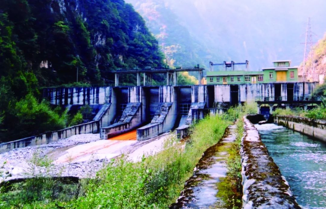 中铁四局辉煌历程,中铁八局一公司和三公司差距