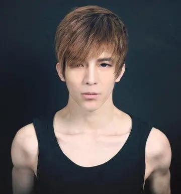 郭敬明玄幻小说爵迹,郭敬明写的小说爵迹