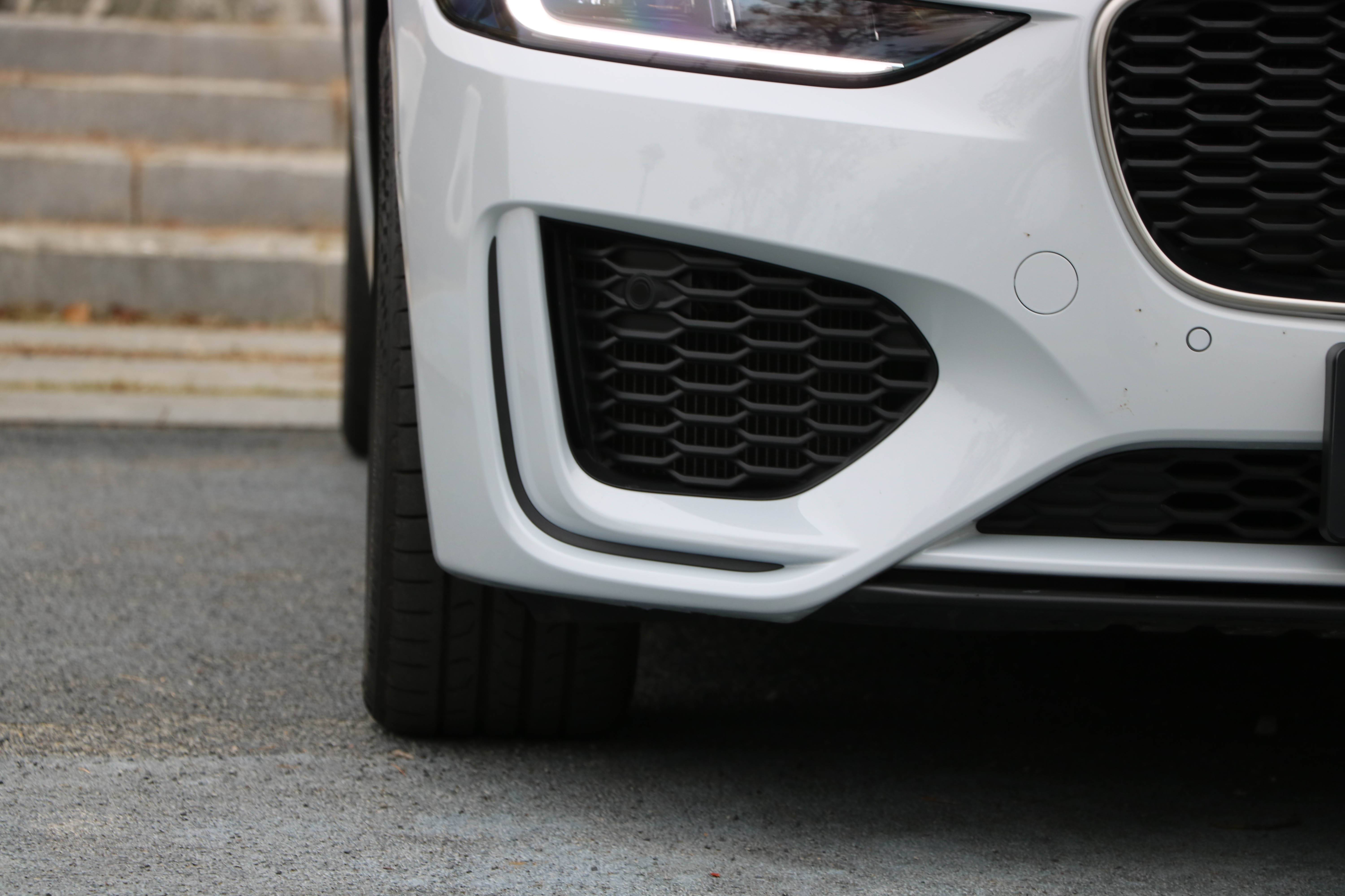 捷豹xel引擎实拍,捷豹xel英杰力哪款