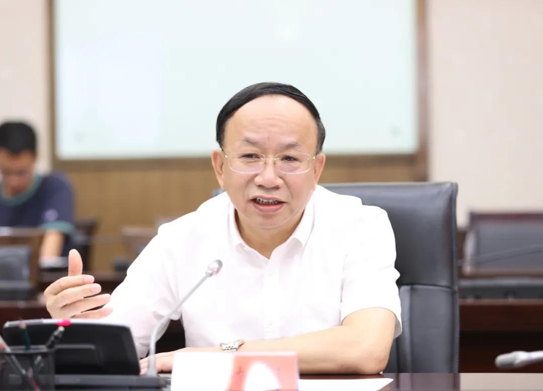 *共中**贵阳市委人才工作领导小组与*共中**中国工商银行股份有限公司贵州省分行委员会签约仪式举行