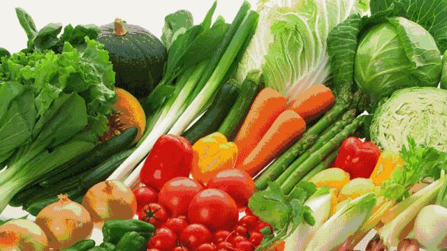 夏季脚气的最佳治疗方法,夏季脚气高发如何才能不受气