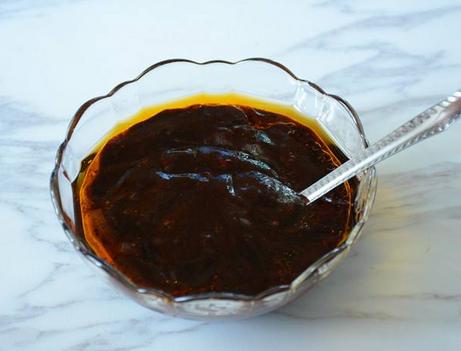 煎鱼时油溅到脸上会留疤吗,煎鱼油溅起来