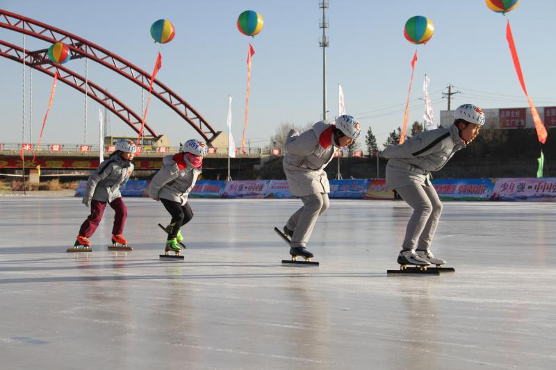 内蒙古青少年冰雪冬令营,内蒙古青少年体育冬令营
