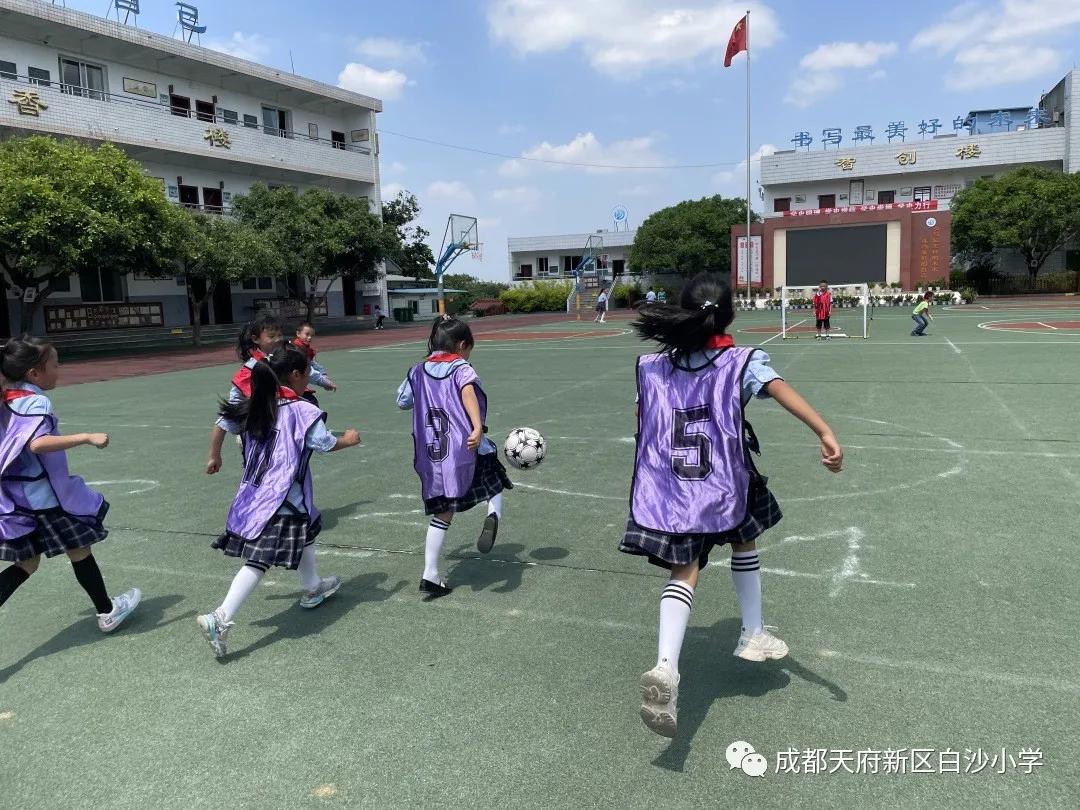 足球转动梦想,足球联赛暨校园足球