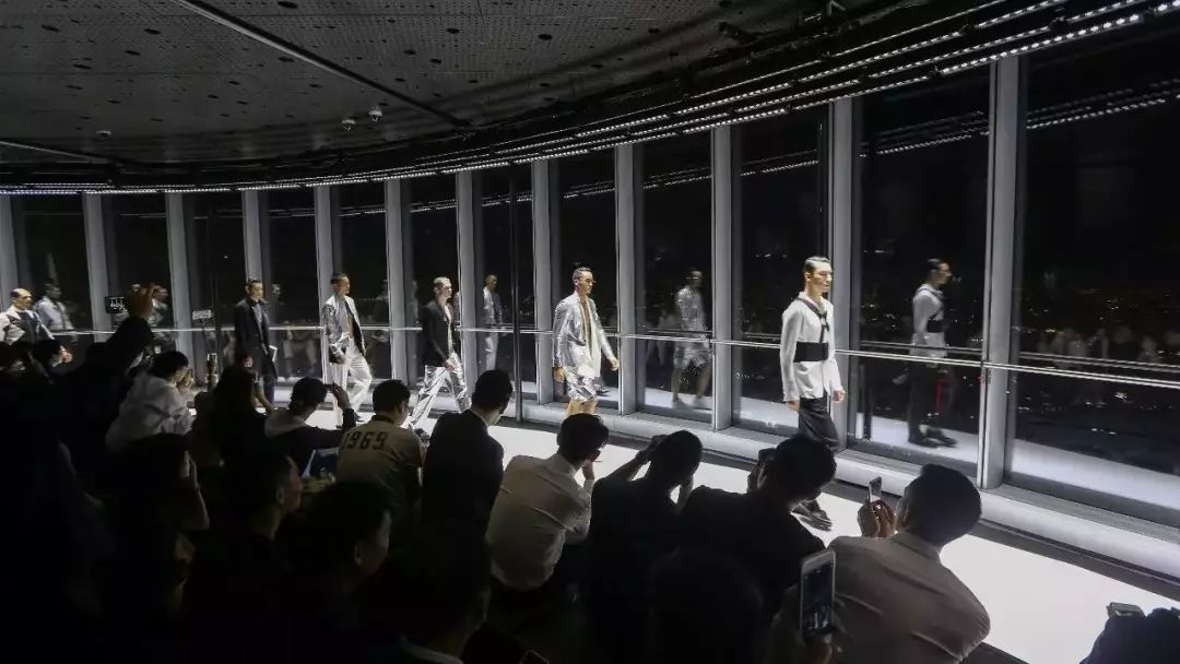 男人真正的吸引人是什么,极具吸引力的男人到底有什么特点