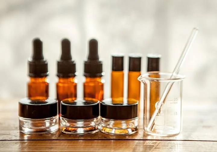 芳疗学习调配精油的必备知识,芳疗初学者入门精油