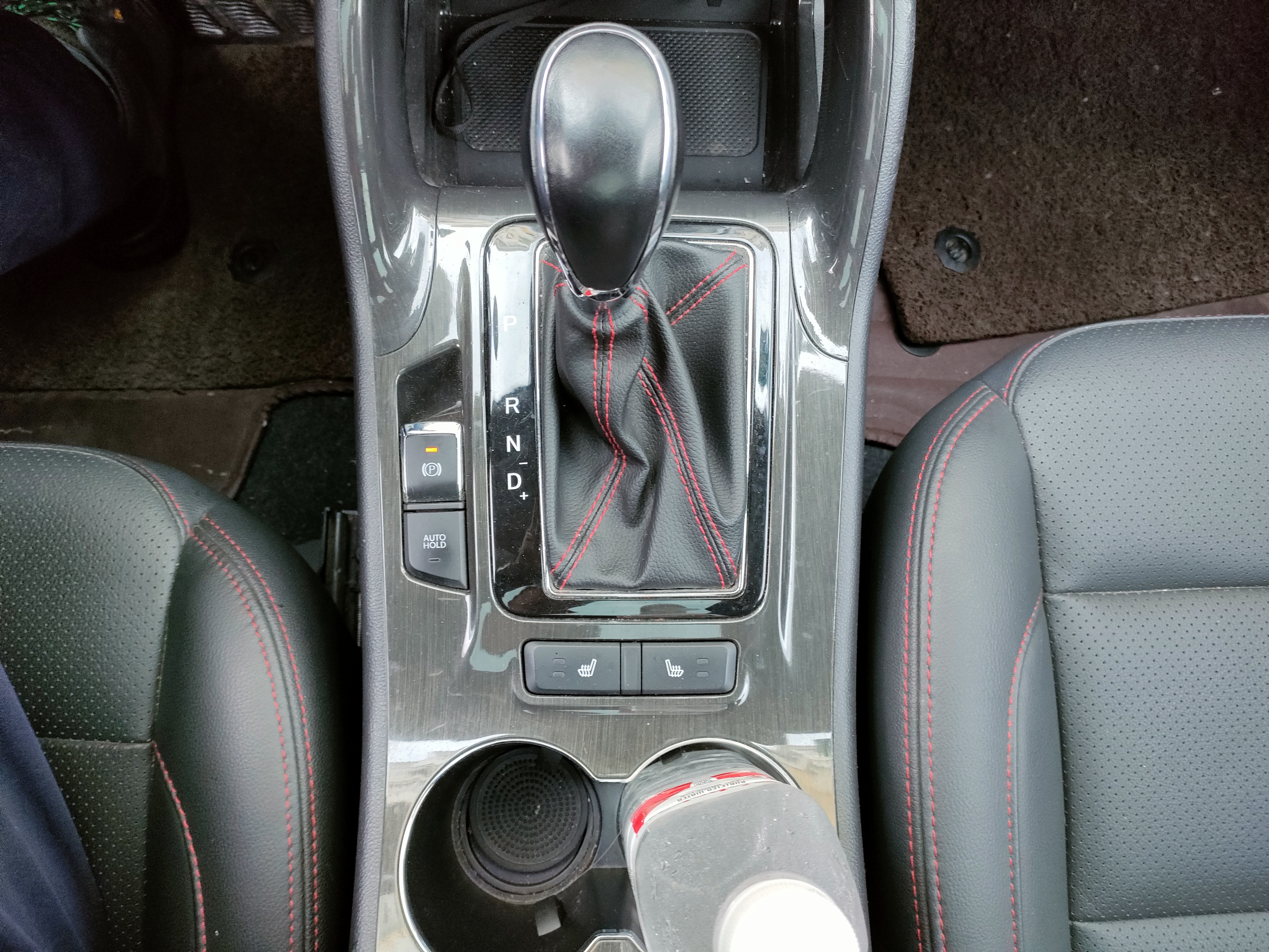 小东西的用处,车门底部排水孔生锈处理方法