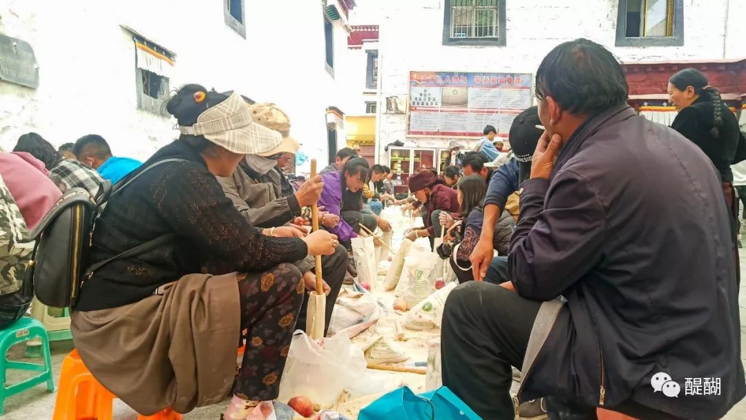 西藏拉萨大昭寺祈福,拉萨寺庙祈福大全