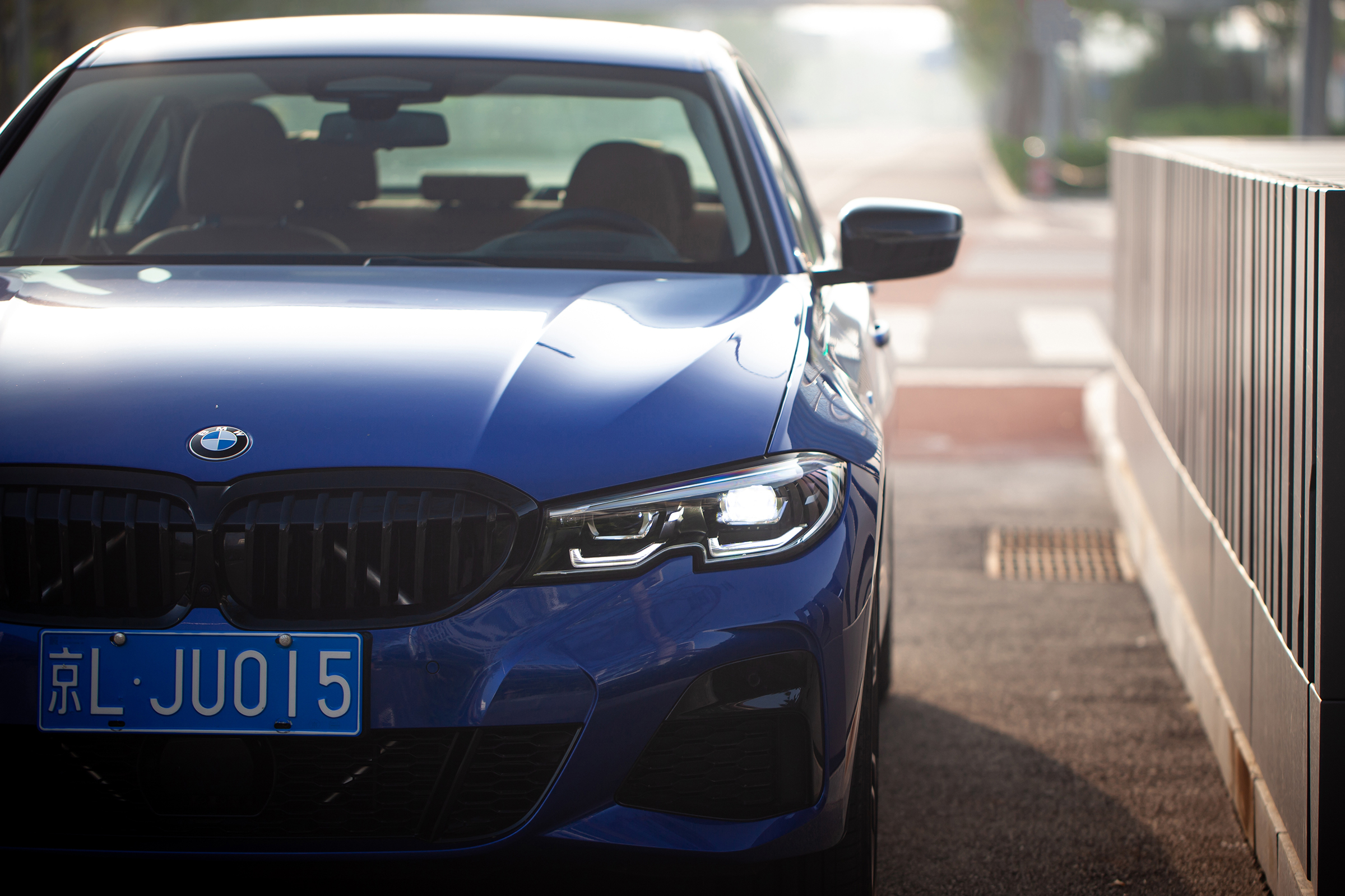 新款bmw330li测评,赛道深度试驾宝马330i