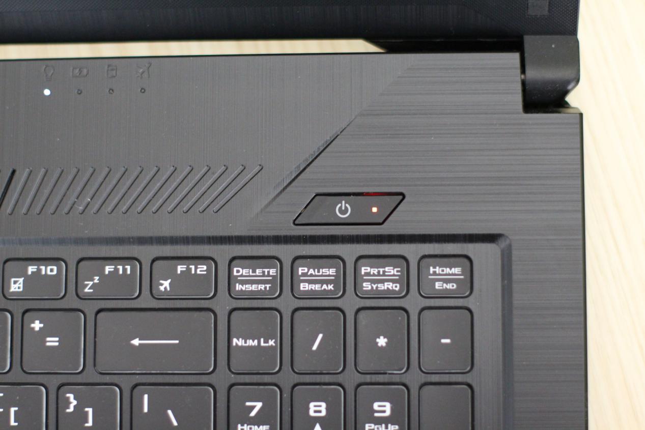 华硕飞行堡垒6测评,华硕飞行堡垒61060版测评