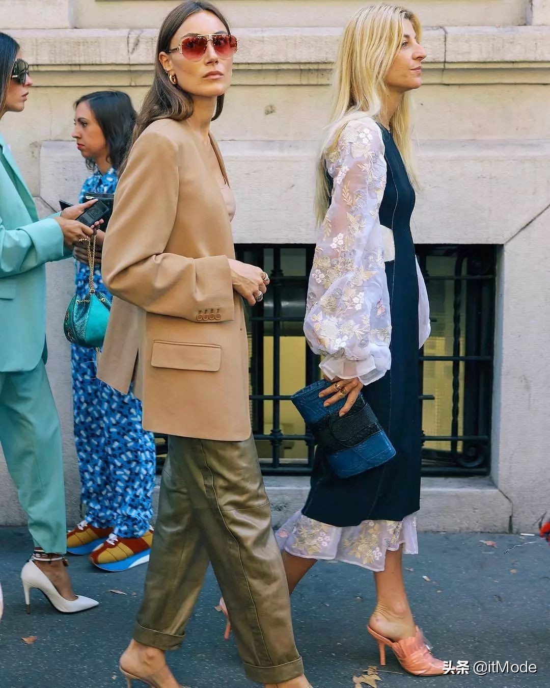 2024春夏五大流行趋势早穿早时髦,2019春夏4大流行趋势照着穿美到哭
