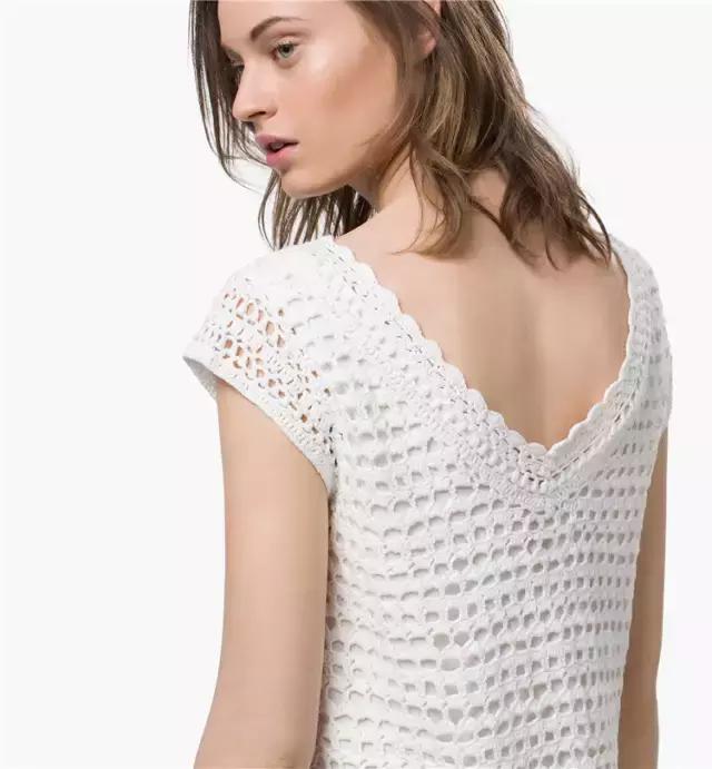 郁金香钩针连衣裙图案图解,钩针编织女士连衣裙视频图解过程