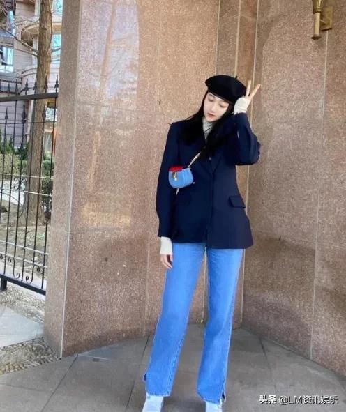 关晓彤足球宝贝造型,关晓彤足球宝贝装