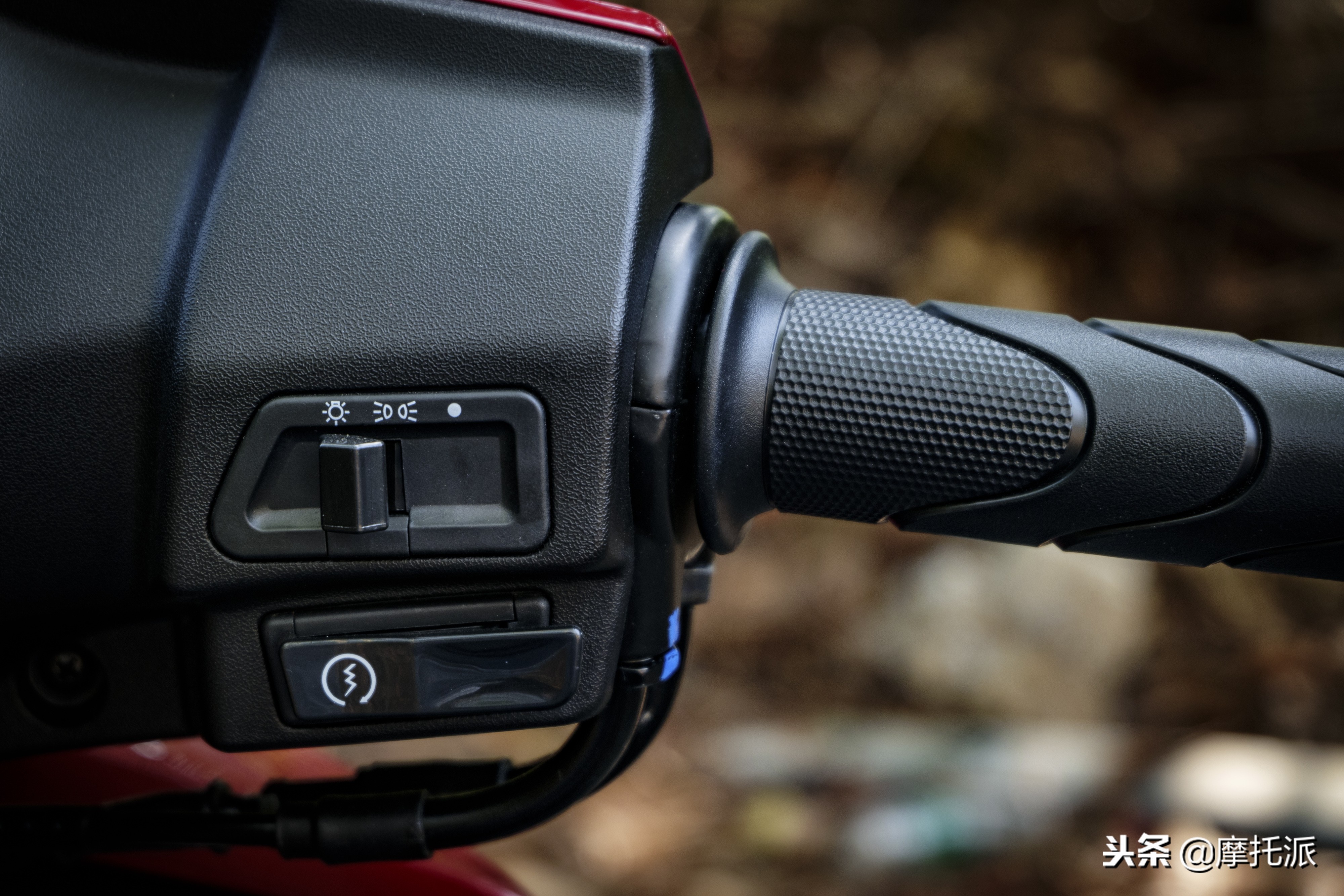 五羊本田御鲨125优点和缺点,2019年五羊本田喜鲨125价格