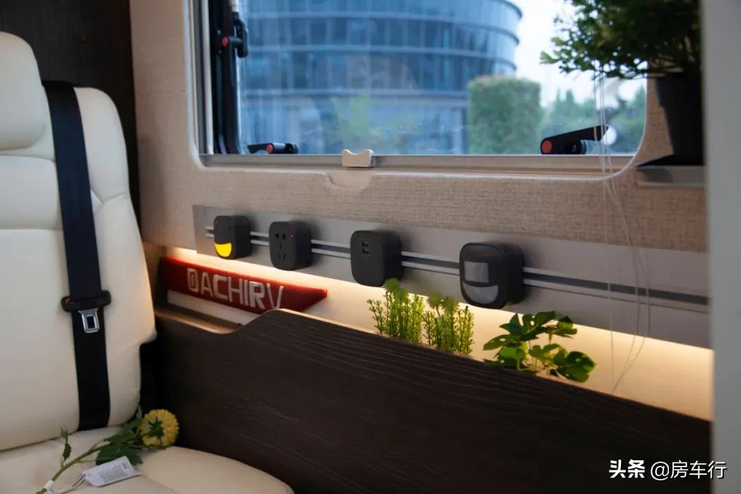 最新款小额头t型房车30万元,12款兼具颜值与性价比的房车