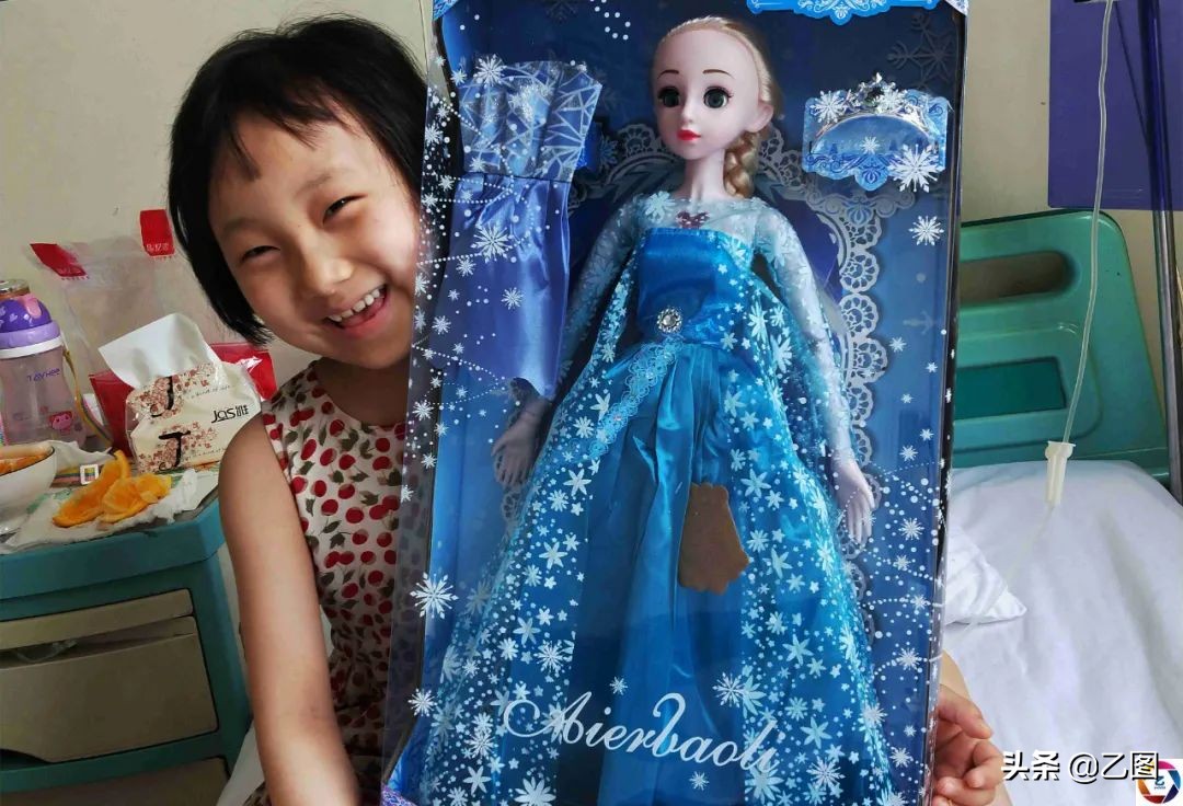 女孩练舞蹈腿疼,女生说练舞腰疼怎么回复