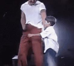 90后的儿子和70后的爸爸,90后儿子和70后爸爸