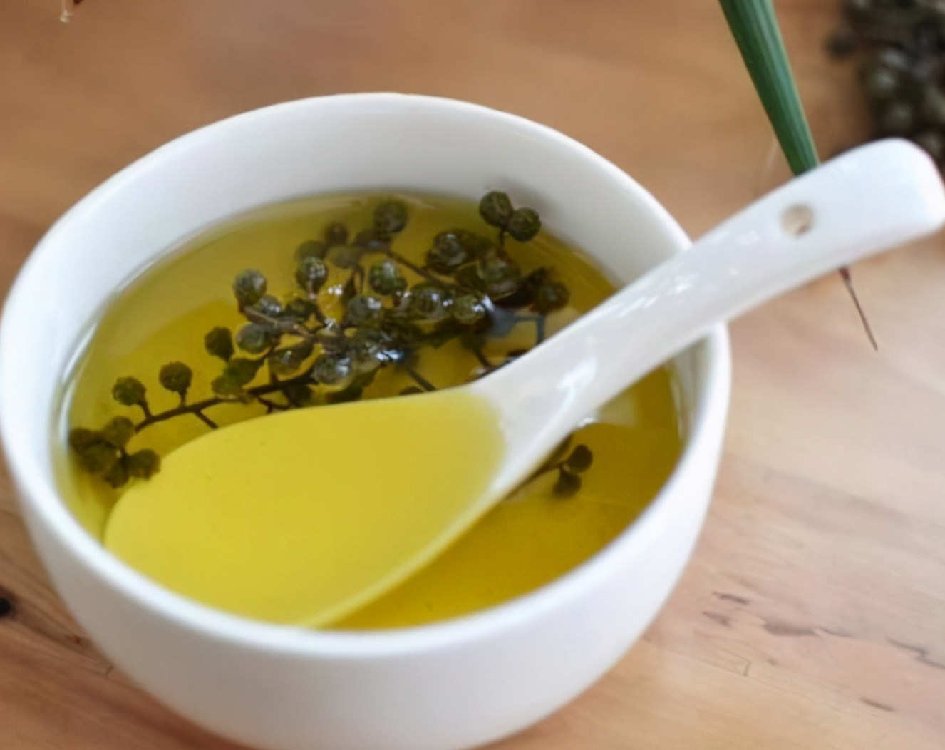 花椒油泡了10天为什么发苦了,自己做的花椒油发苦是怎么回事